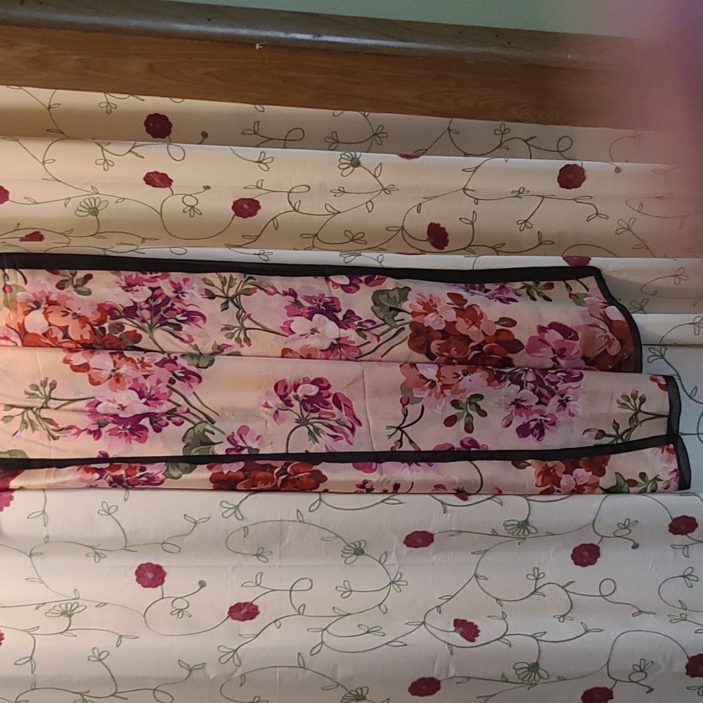 Gucci Womans Scarf